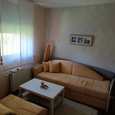 Villa Forest Dream Pale
